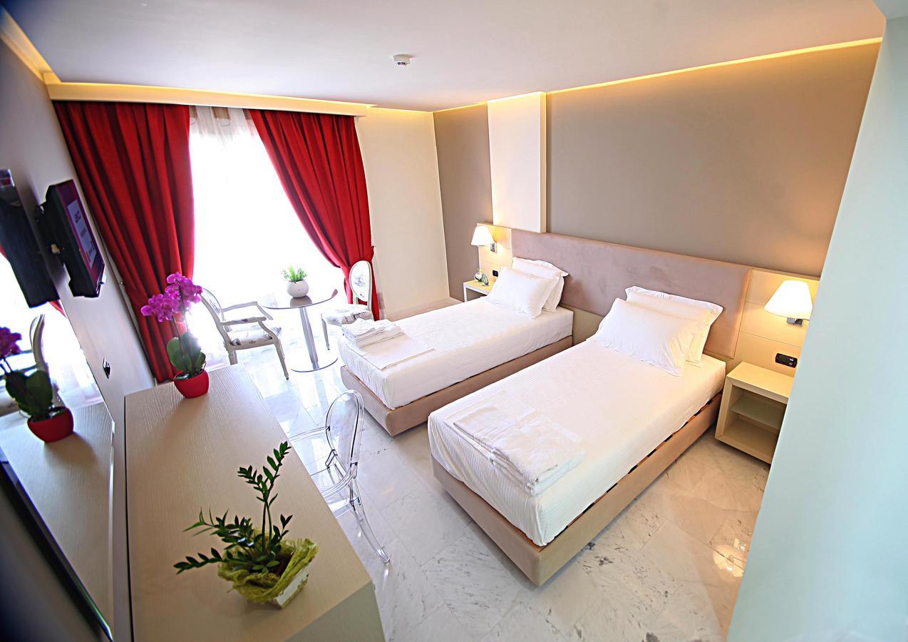 Hotel Palace Vlore Luaran gambar