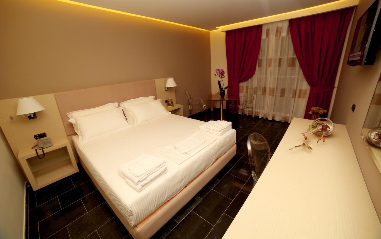Hotel Palace Vlore Luaran gambar
